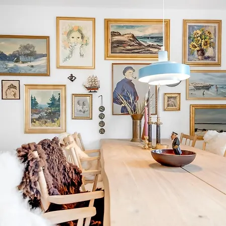 Teresas Skønne Gamle Fiskerhus I Klintholm Havn Villa Borre